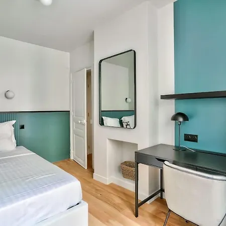 Bel Au Coeur Des Batignolles * Paris